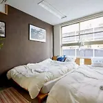 上野車站徒步5分鐘/秋葉原步行可至/精装豪华二室一厅/机场直达45分/免费wi-Fi#B